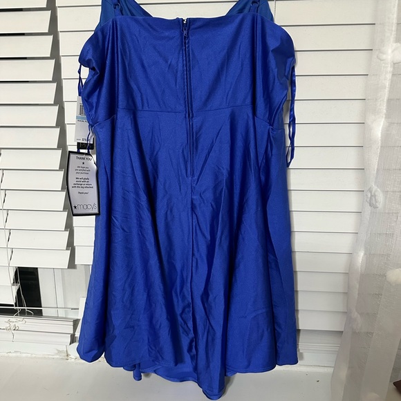 NWT Juniors Plus Size Dress - Picture 4 of 5